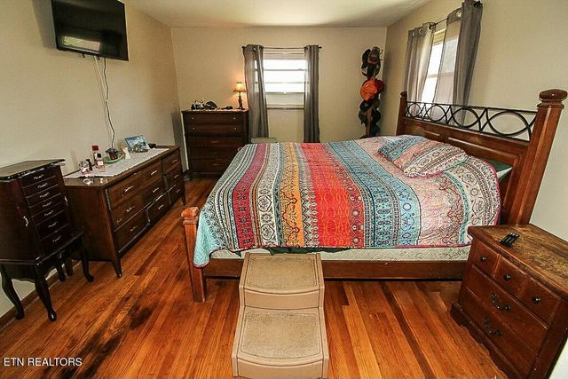 7505 Blacks Ferry Rd, Knoxville, TN 37931