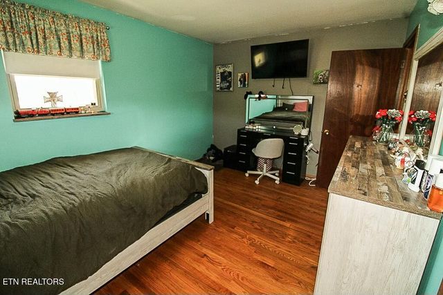 7505 Blacks Ferry Rd, Knoxville, TN 37931