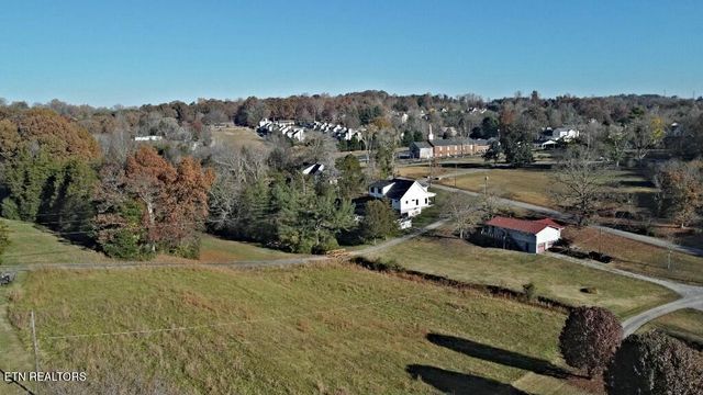 7505 Blacks Ferry Rd, Knoxville, TN 37931