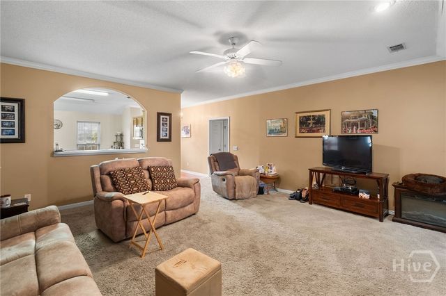 125 Hawthorne Drive, Guyton, GA 31312