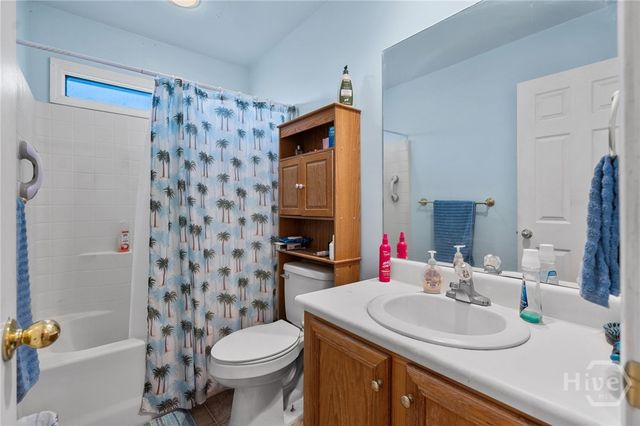 125 Hawthorne Drive, Guyton, GA 31312