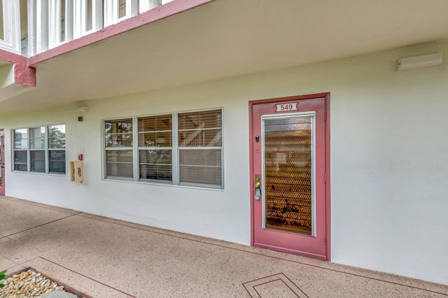 549 Fanshaw N, Boca Raton, FL 33434