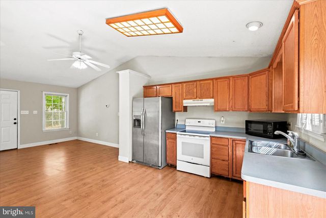 11024 LADYSMITH RD, Ruther Glen, VA 22546