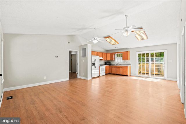 11024 LADYSMITH RD, Ruther Glen, VA 22546