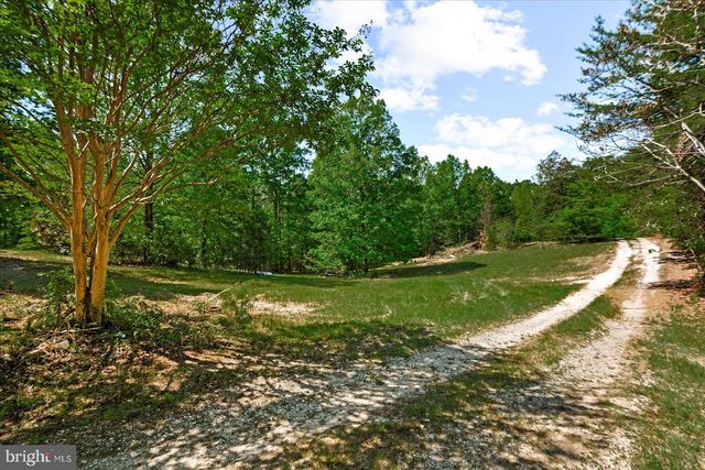 11024 LADYSMITH RD, Ruther Glen, VA 22546
