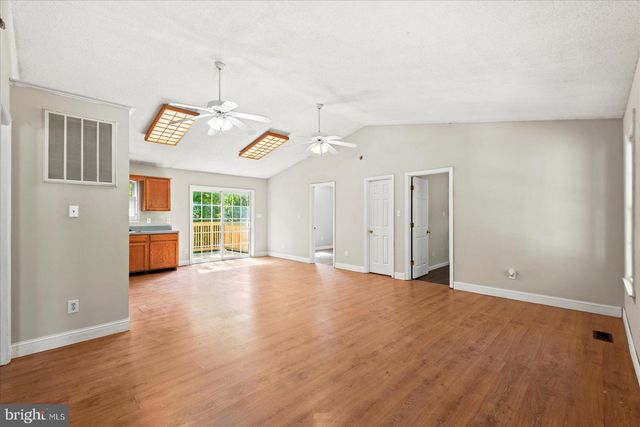 11024 LADYSMITH RD, Ruther Glen, VA 22546