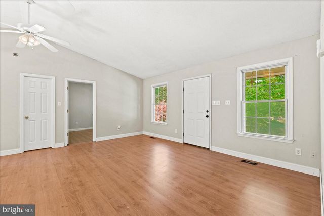 11024 LADYSMITH RD, Ruther Glen, VA 22546