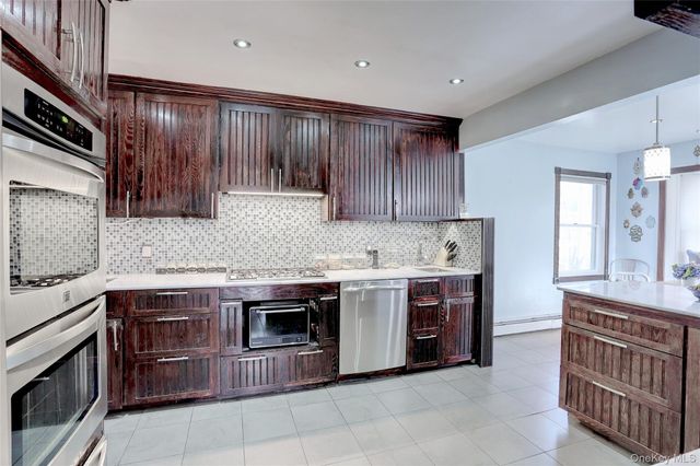 1 Forest Glen Court, Suffern, NY 10901