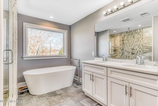 2 Railroad Avenue, Bayville, NJ 08721