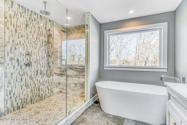 2 Railroad Avenue, Bayville, NJ 08721