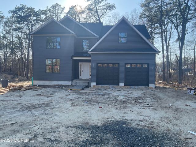 2 Railroad Avenue, Bayville, NJ 08721