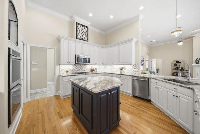 17210 BROADOAK DRIVE, Tampa, FL 33647
