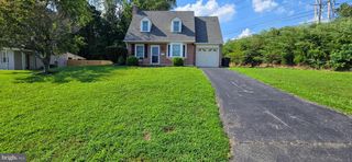 17 E SALISBURY DR, Wilmington, DE 19809