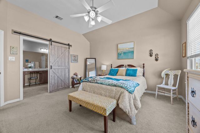 1133 E Meyer Road, Seabrook, TX 77586