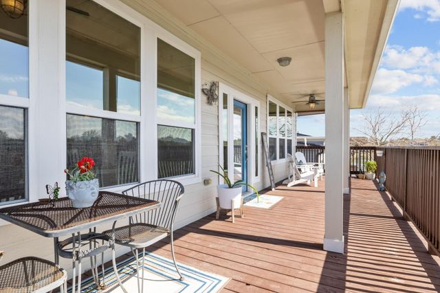 1133 E Meyer Road, Seabrook, TX 77586