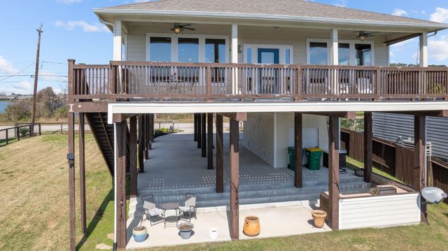 1133 E Meyer Road, Seabrook, TX 77586