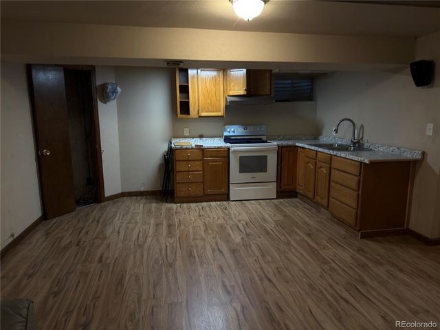5695 S Routt St, Littleton, CO 80127
