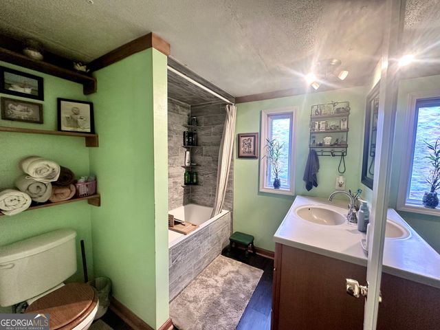 7315 Wits End Drive, Gainesville, GA 30506