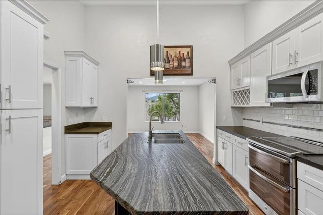 335 Donnas Lane, Hollister, CA 95023