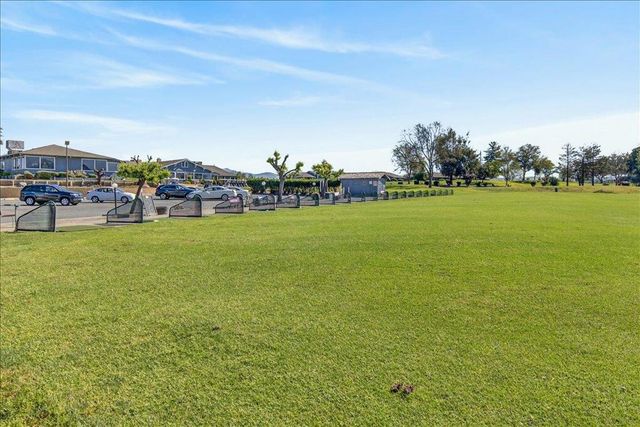 335 Donnas Lane, Hollister, CA 95023