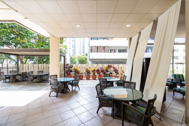 444 Kanekapolei Street 201, Honolulu, HI 96815