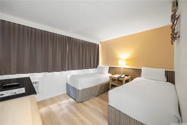 444 Kanekapolei Street 201, Honolulu, HI 96815