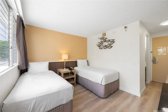 444 Kanekapolei Street 201, Honolulu, HI 96815