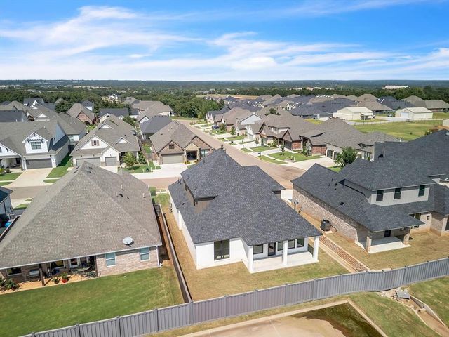 3548 Paso Robles, Edmond, OK 73034