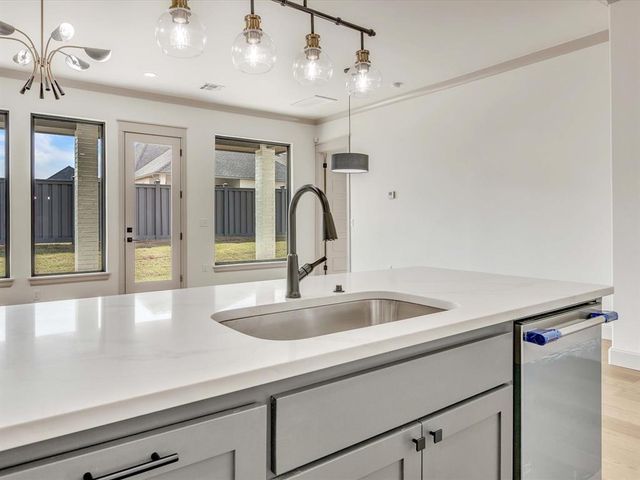 3548 Paso Robles, Edmond, OK 73034