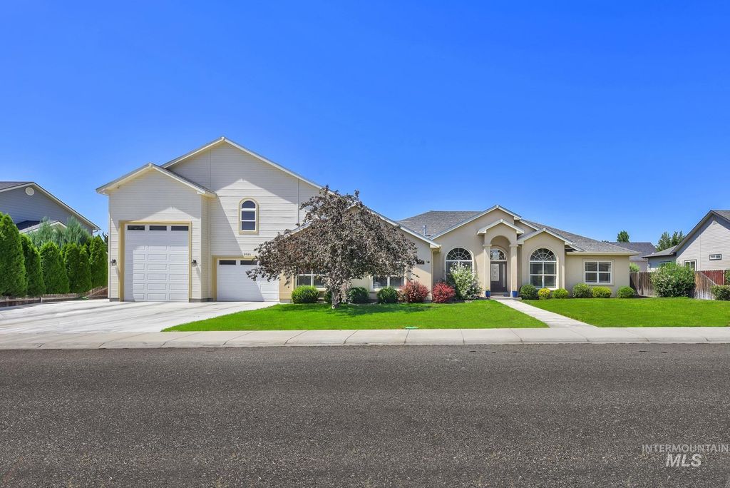 2025 N 6th E, Mountain Home, ID 83647