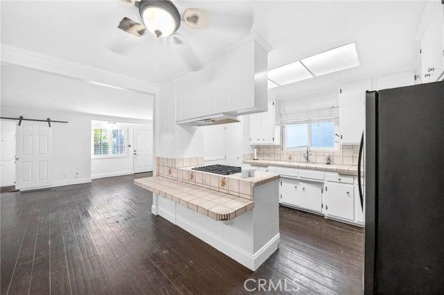 1661 256th Street, Harbor City (los Angeles), CA 90710