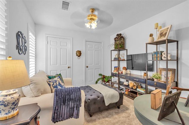 7631 Ameswood Road, Houston, TX 77095