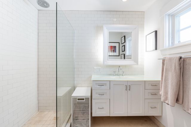 175 Bradford Street Extension UNIT 201, Provincetown, MA 02657