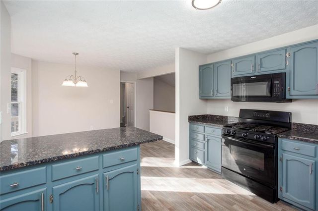 290 Mill Pointe Trail, Dallas, GA 30157