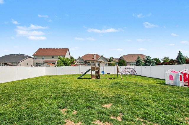 9172 Briar Lane, St. John, IN 46373