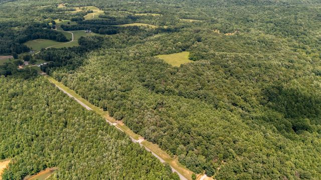 3 Brush Creek Road, Lawrenceburg, TN 38464