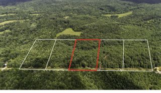 3 Brush Creek Road, Lawrenceburg, TN 38464