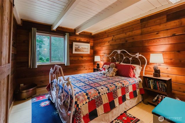 62 Southridge Drive, Belfair, WA 98528