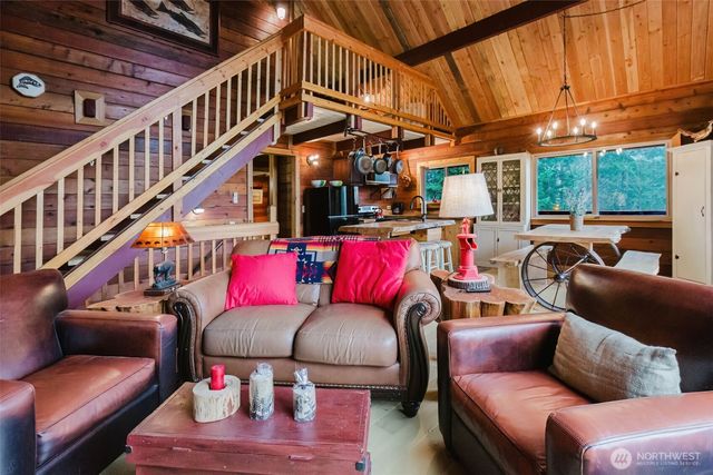 62 Southridge Drive, Belfair, WA 98528