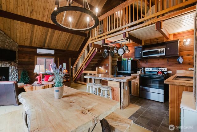 62 Southridge Drive, Belfair, WA 98528