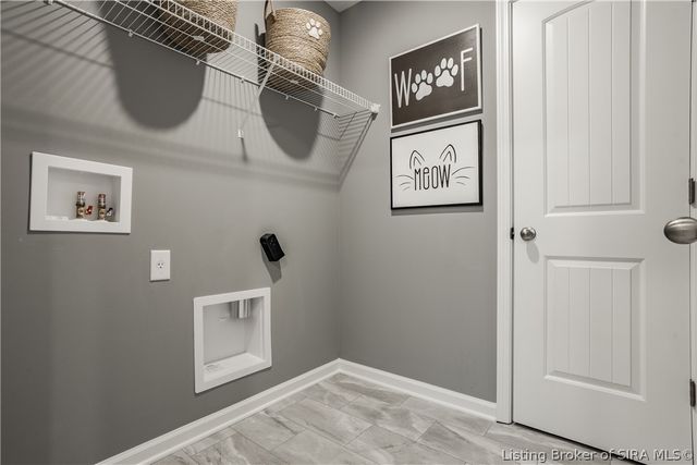 106 Chapel Road, Henryville, IN 47126