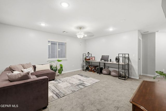 243 Noble Point Street, El Paso, TX 79928