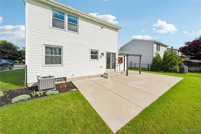 101 Hillpine Road, Cheektowaga, NY 14227