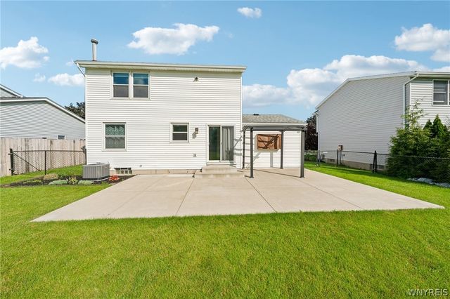 101 Hillpine Road, Cheektowaga, NY 14227