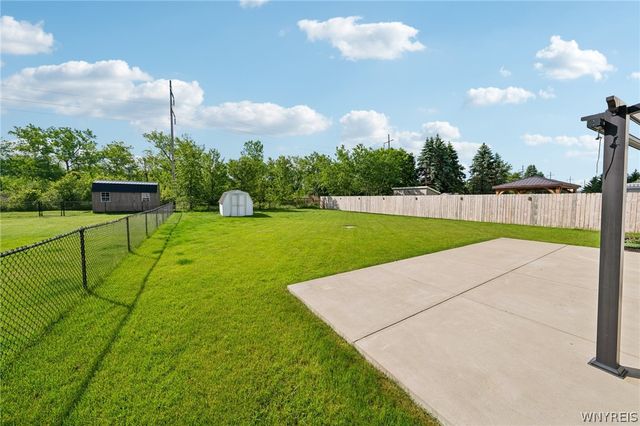 101 Hillpine Road, Cheektowaga, NY 14227