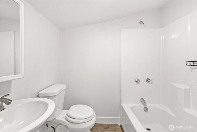 8823 S Yakima Avenue, Tacoma, WA 98444
