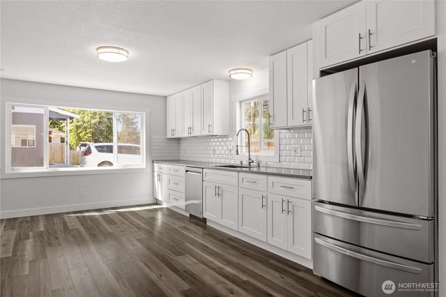 8823 S Yakima Avenue, Tacoma, WA 98444