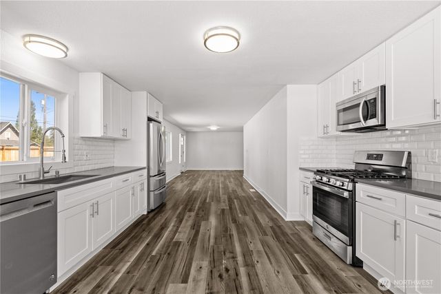 8823 S Yakima Avenue, Tacoma, WA 98444