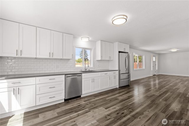 8823 S Yakima Avenue, Tacoma, WA 98444