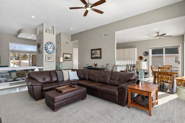 17141 Jackson Trail, Lakeville, MN 55044